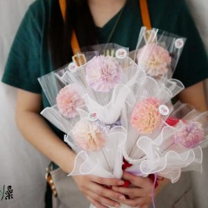 美圖4_單枝康乃馨花束 拷貝